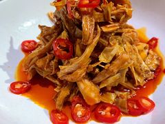 笋衣手撕鸡-小大董·烤鸭(凤凰汇店)