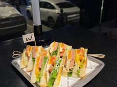 -W COLLECTIVE  DESSERT SHOP