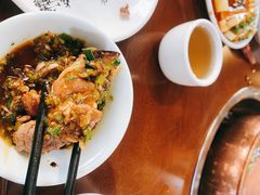 -岳记兴隆·青城腊排铜火锅(融创店)