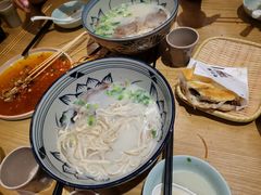 熬足八小时牛肉汤-牛三哥洛阳牛肉汤(生态城店)