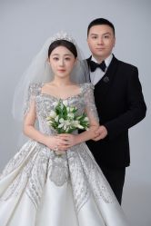 -都市丽人婚纱摄影