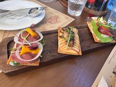 招牌小吃拼盘-Mark&Mars Restaurant