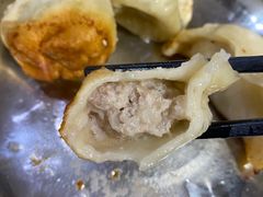 -黄阿姨锅贴大王(万航渡路店)