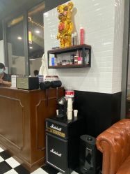 -MARTIN'S BARBER SHOP男士理发馆