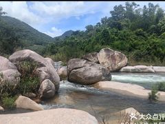-海南热带雨林国家公园吊罗山景区