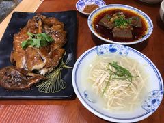 甜皮鸭-肖四女乐山跷脚牛肉(滨江天街店)