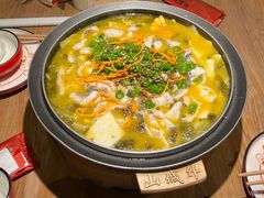 青花椒老坛酸菜鱼-山城外·非遗酸菜鱼(蜀都万达店)