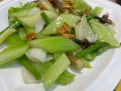 -芳姨广东砂锅粥(张庄路店)