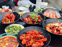 -聚汇三少·龙虾·中餐厅(莫邪路新天地店)
