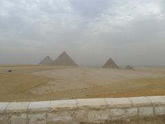 -吉萨金字塔群