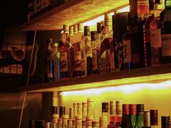 -Mx.cocktail bar