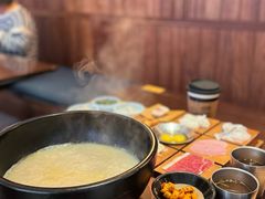 -银米·云南传统过桥米线(双廊黑金冠店)