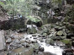 -藏龙百瀑风景区