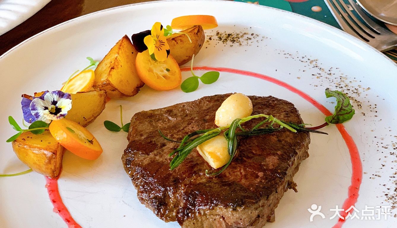 美式复古环境～在这里对西餐重新定义🍴