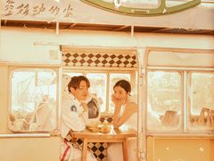 -爱我旅拍婚纱摄影(大理店)