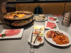 -山焱·炭火自助烤肉(周浦万达店)