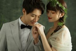 -蒙太奇婚纱摄影(万达店)
