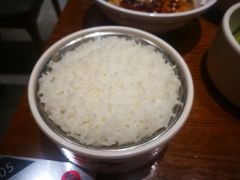 米饭-渝是乎川渝小炒(新世界百货望京店)