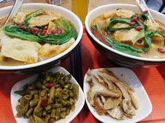 -螺小胖柳州螺蛳粉(钟楼总店)