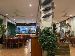 -Neary Khmer Restaurant
