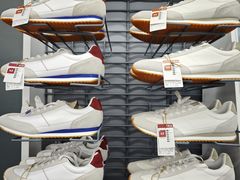 -迪卡侬(西华店)