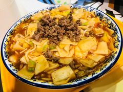 -炕锅羊肉土火锅面片大王