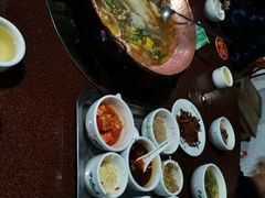 -朝伟清真铜瓢牛肉馆(三十年老·店)