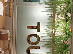 门面-TOUCH泰奇(金桥长岛路店)