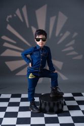 -童画王国儿童摄影(吉大店)