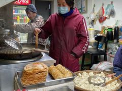 -仓桥直街臭豆腐