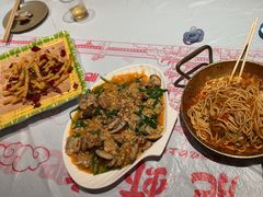 -肥肥虾庄·金牌油焖大虾(杨园滨江时代walk店)