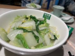 -绿草地·湘菜(酃湖师院店)