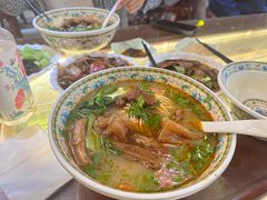 -金杨拉面王小吃面馆·牛三宝面·红烧牛肉粉