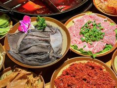 -水巷子·巴掌腰片重庆火锅(巧家店)