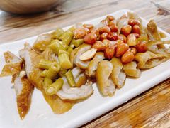 肥肠-西环肥仔螺蛳粉(总店)