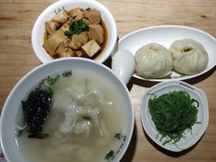 -凤起龙游老面包子(凯德晶品店)