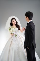 -雪中彩影婚纱摄影·微光艺术中心