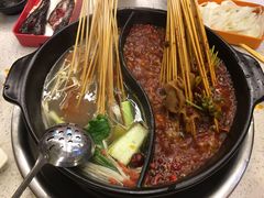 -钢管厂五区小郡肝串串香(蜀都万达店)