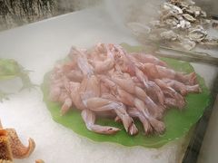 牛蛙-四囍码头海鲜烧烤自助火锅(外滩南京东路悦荟广场店)