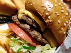火烤双层牛肉特堡-The Habit Burger Grill 哈比特汉堡(复兴soho店)