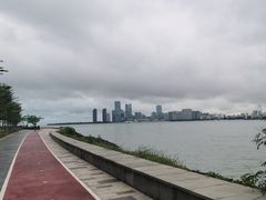 -万绿园