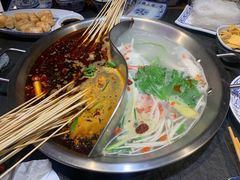 麻辣鸳鸯锅-来涮蜀鲜货火锅串串香(菜市口店)