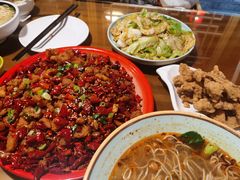 -重庆石磨豆花庄(乔庄店)