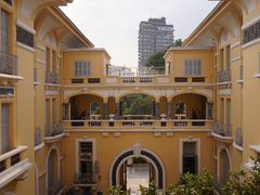 -胡志明市美术馆