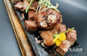 Sea Salt Pan-Seared Grain-Fed Beef Cubes