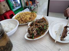 -覃记海鲜美食餐厅