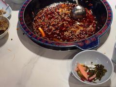 -何师傅美蛙鱼头(汉街店)