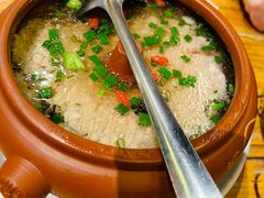 汽锅菌子肉饼-老滇山寨•云南特色菜•地方菜•民族风情歌舞表演(金碧店)