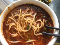 -吾穆勒蓬灰牛肉面·清真(北滨河中路店)