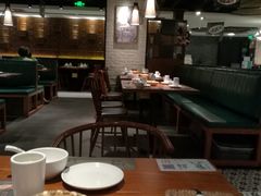 大堂-南拳十三姨·潮汕砂锅粥(世纪金源店)